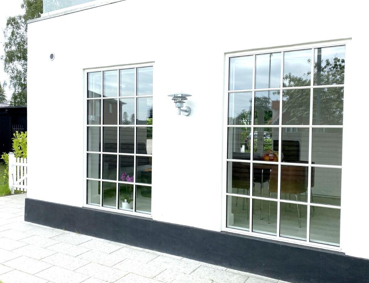 The Beach House Suite Karlslunde エクステリア 写真